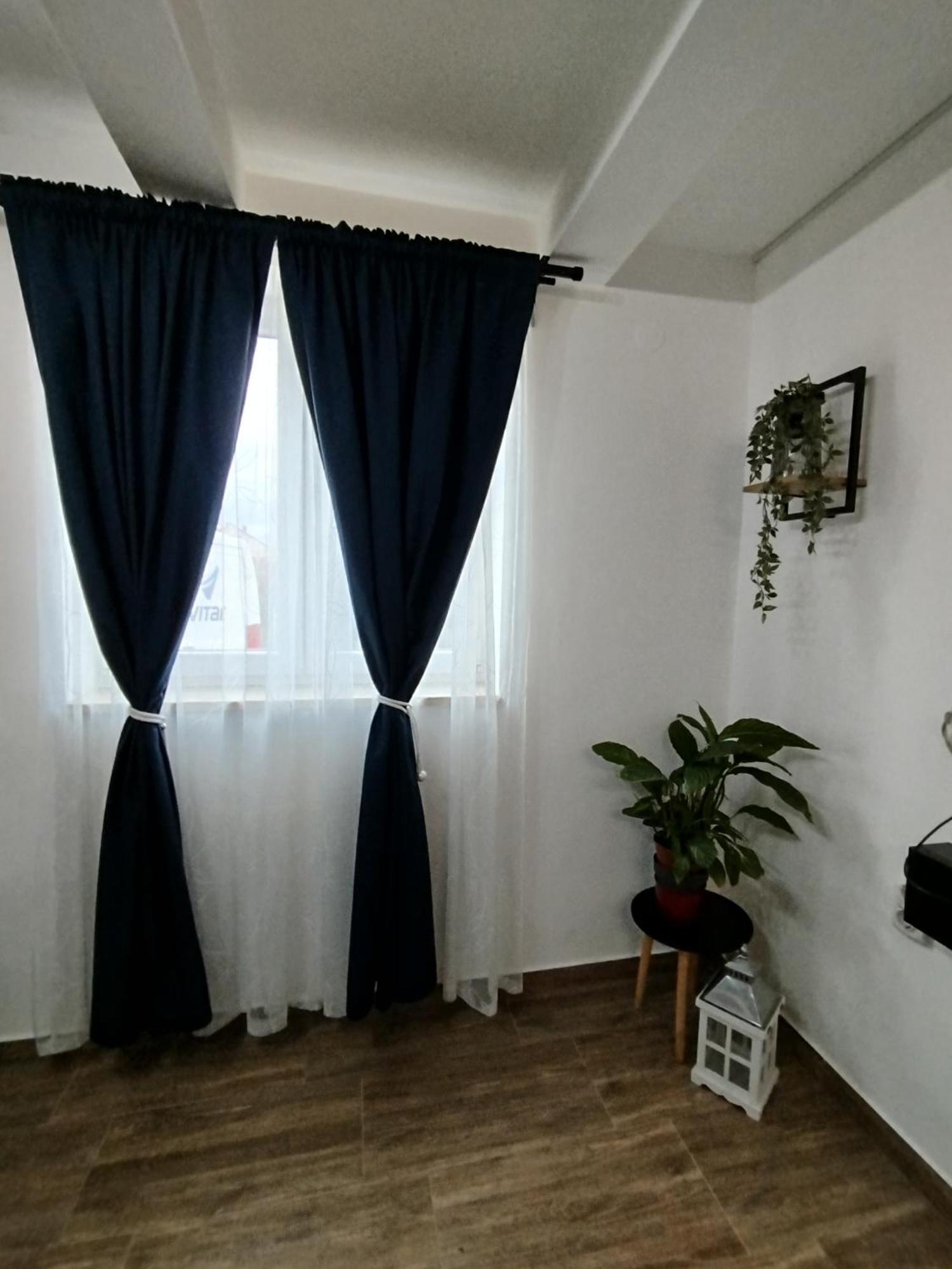 Apartment Jazbina Pula Exteriör bild