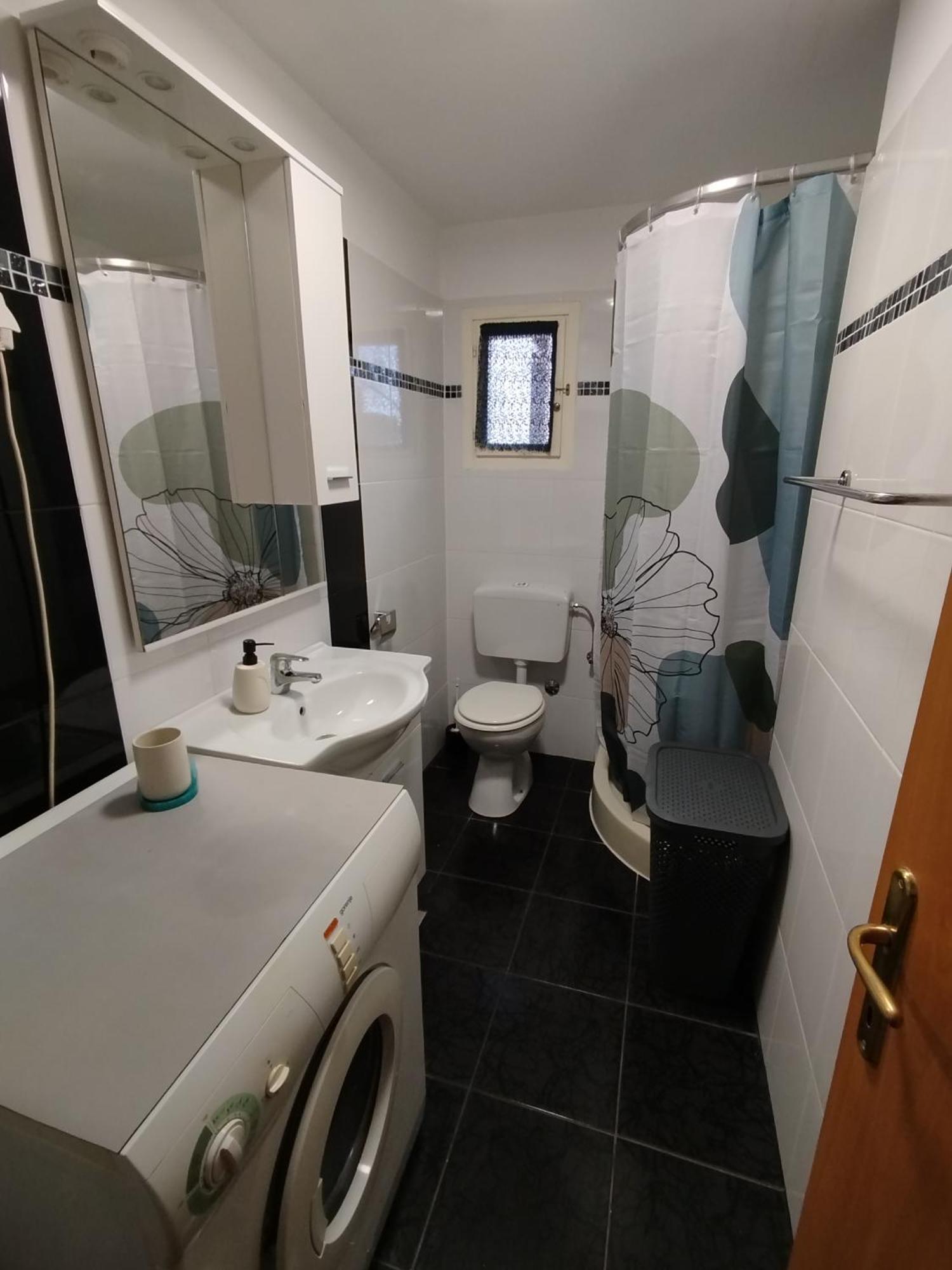 Apartment Jazbina Pula Exteriör bild